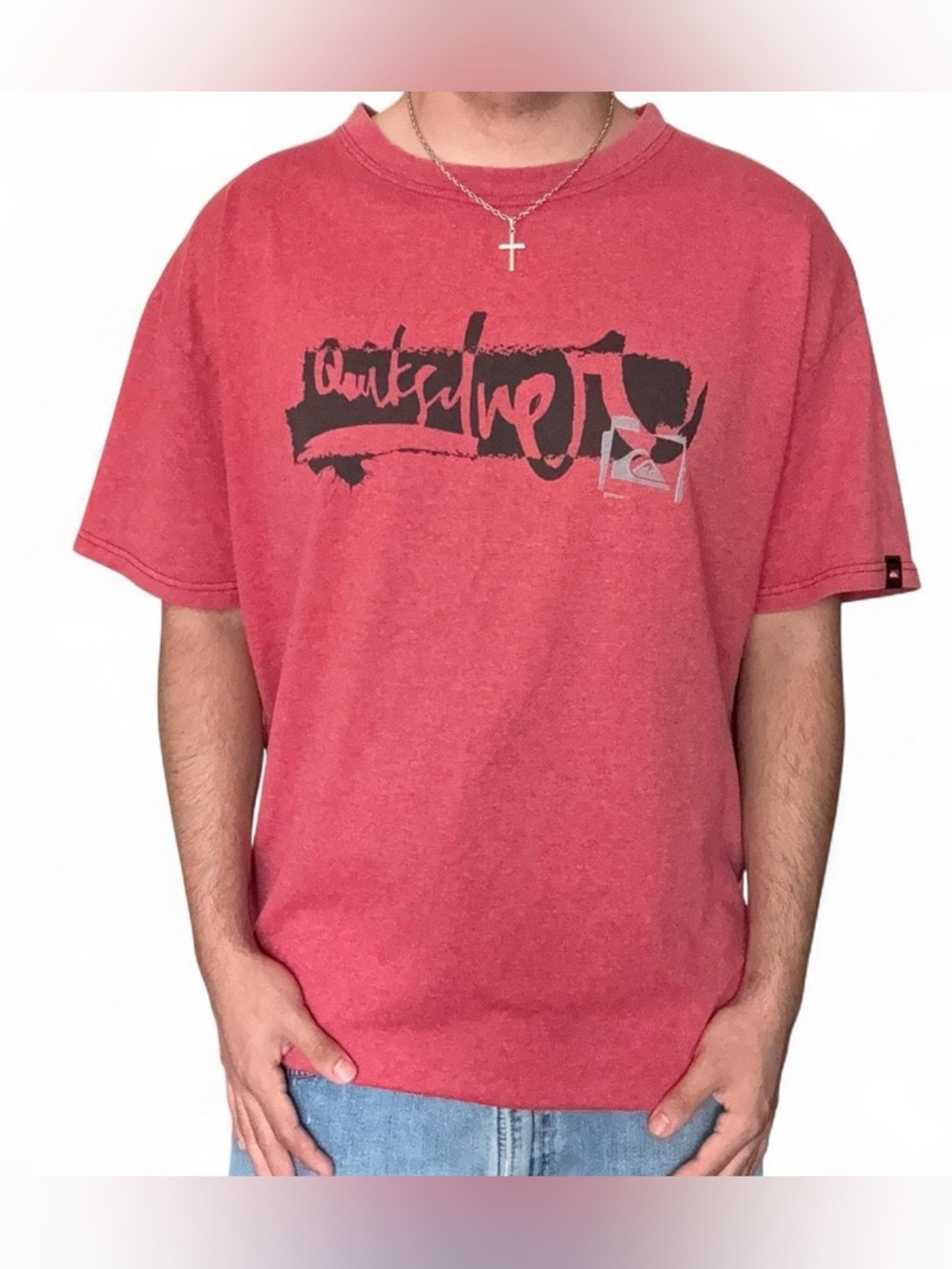 Quicksilver T-Shirt Y2K Surf Skate Size XL Red Cotton Vintage USA Graphic Logo